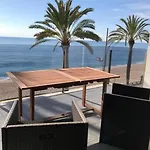 Lujoso Apartamento Enfrente Del Mar